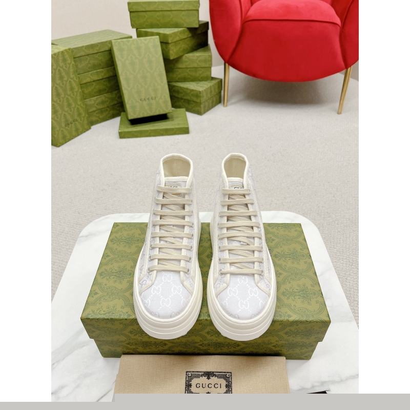 G*u*i casual shoes